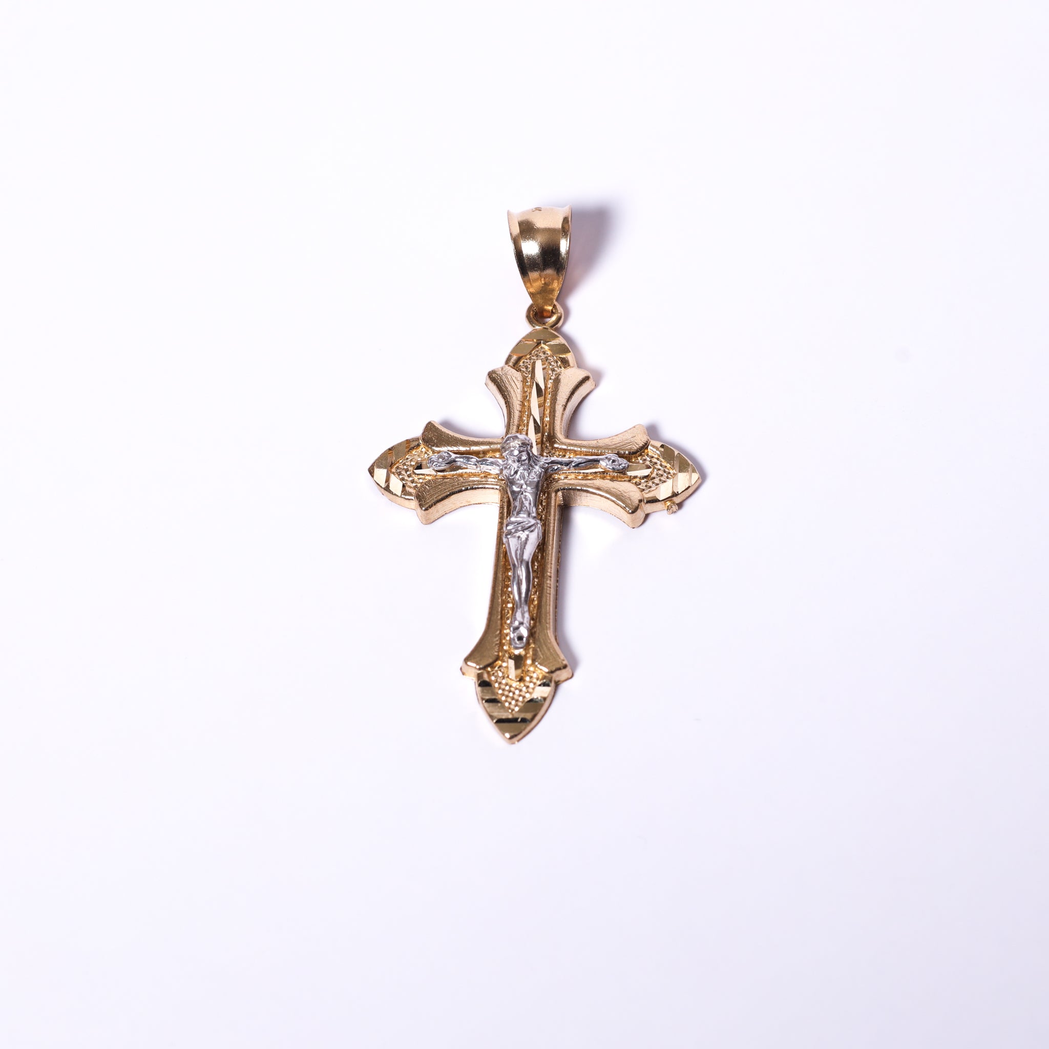 Diamond Cut Crucifix Pendant