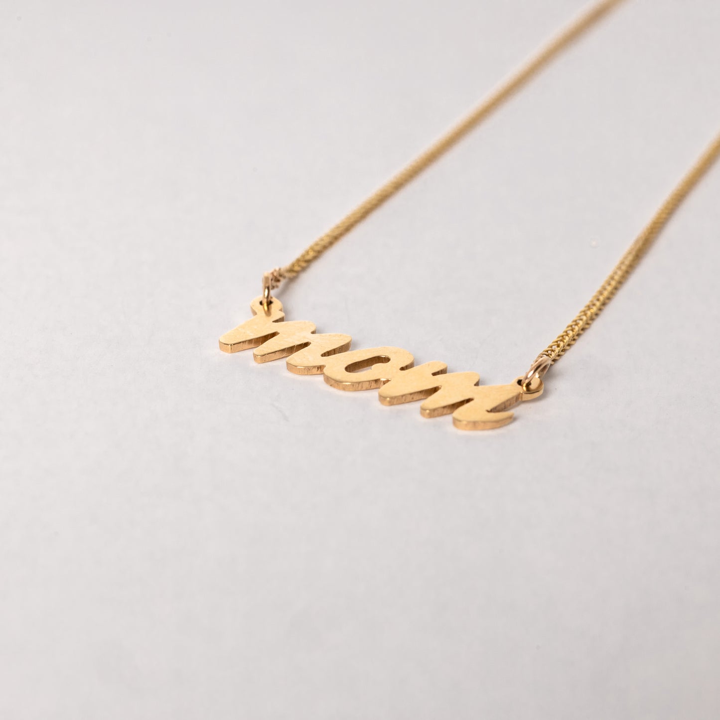 Mom Chain